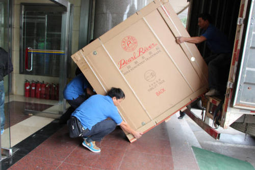 巴东钢琴贵重工艺品无忧运